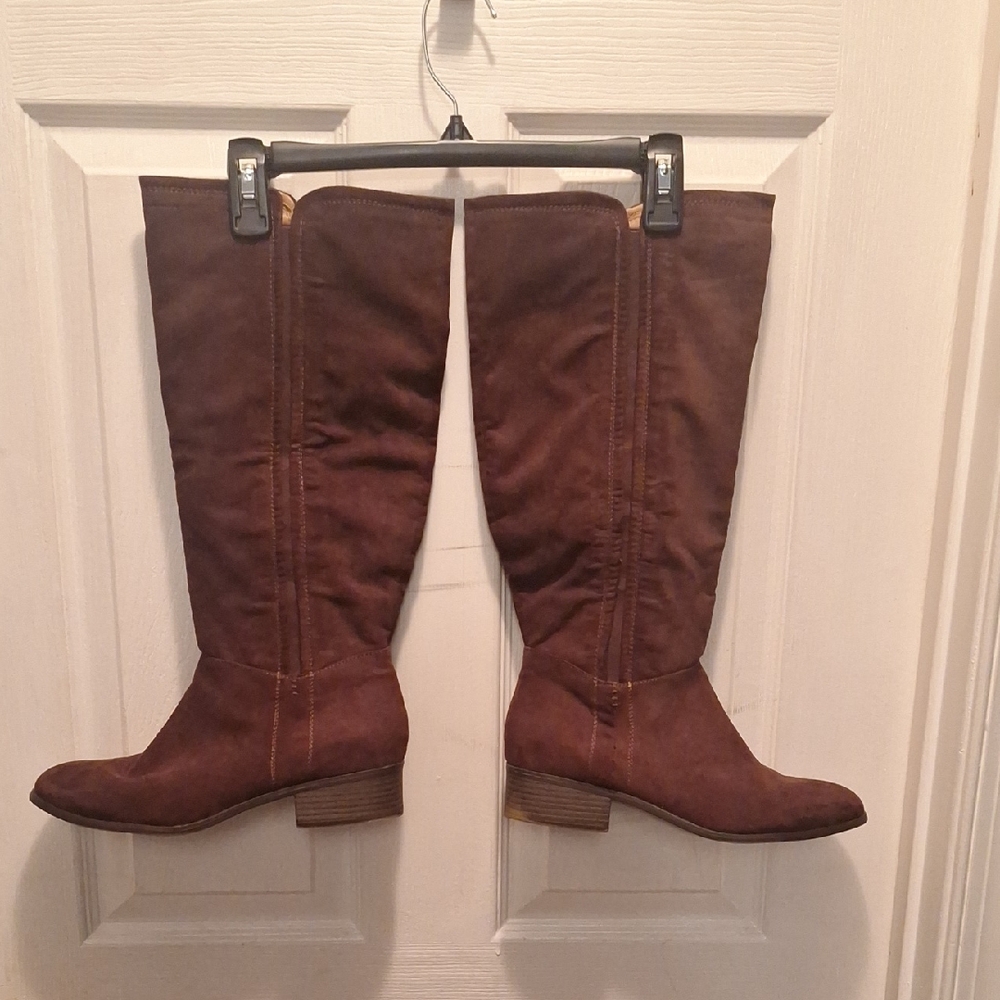 Brown Knee-High Women's Boots